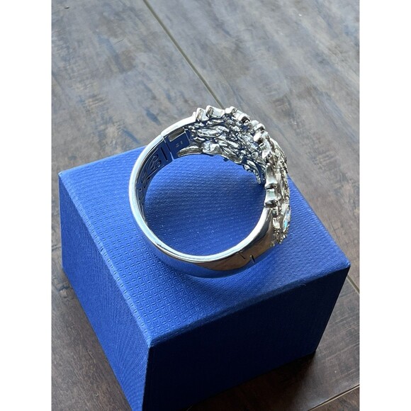 Swarovski Crystal Cuff Bracelet Large Silver Sparkly Statement Vintage Style - Picture 3 of 6
